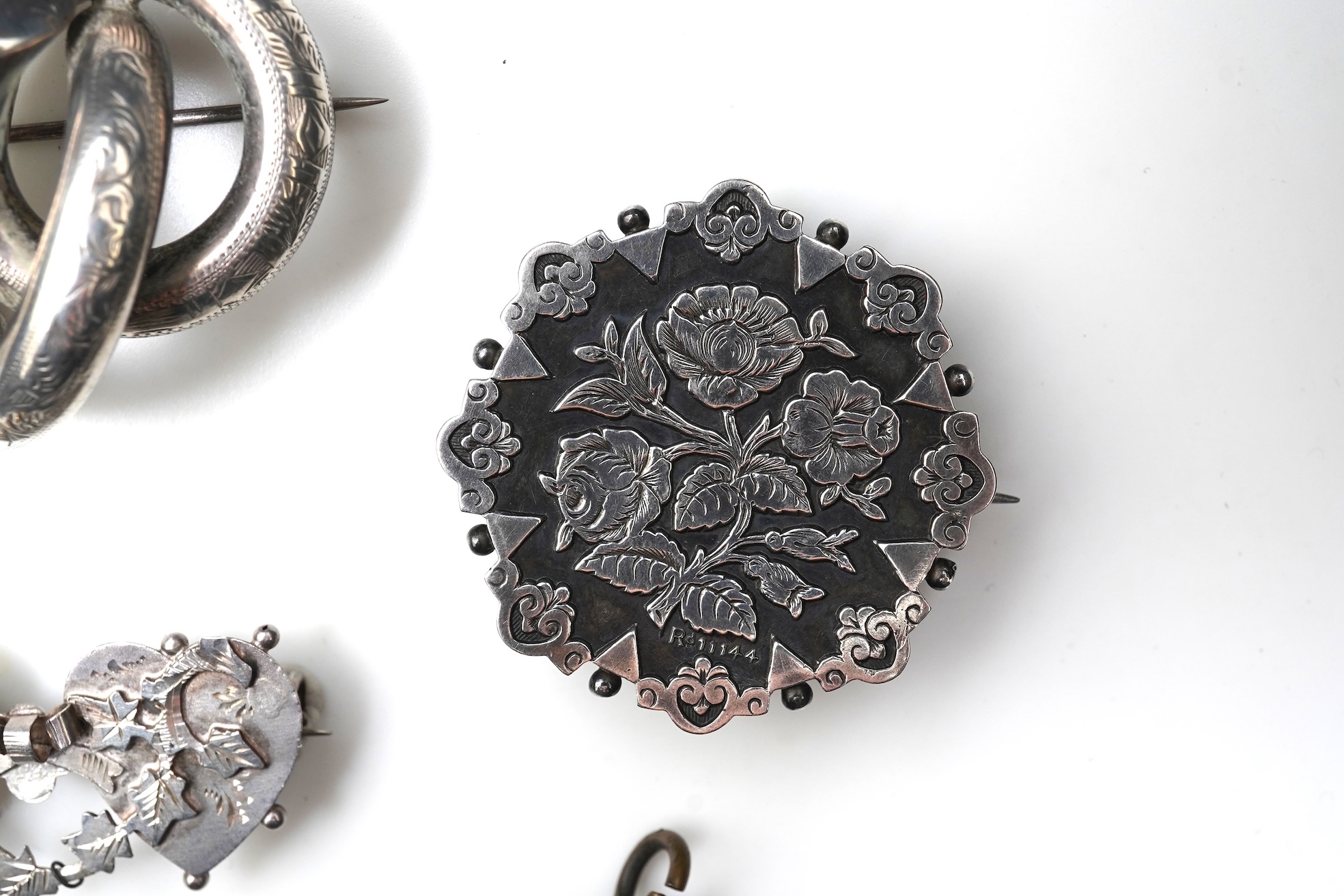 A collection of jewels, late 19th/early 20th century